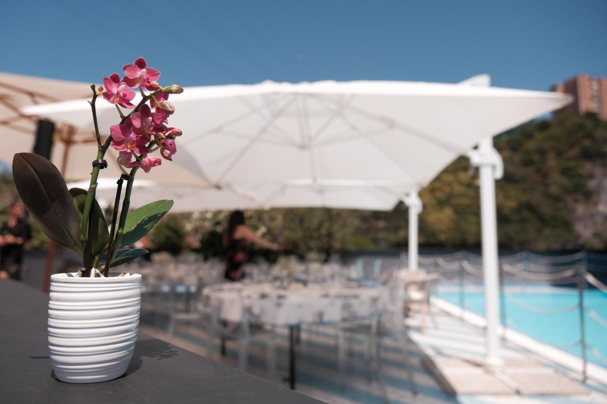 Novotel Genova City Exterior photo
